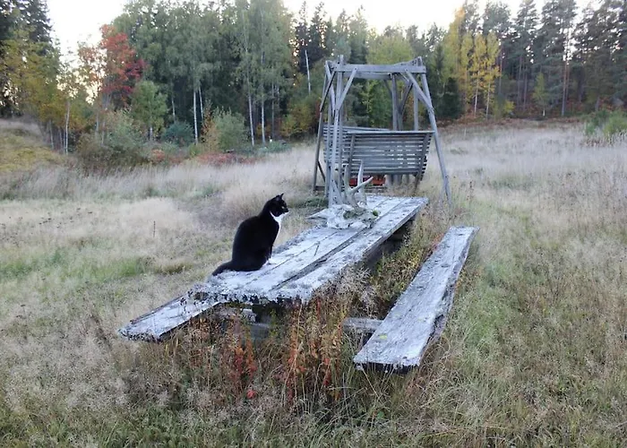 Cozy By The * Gennarby